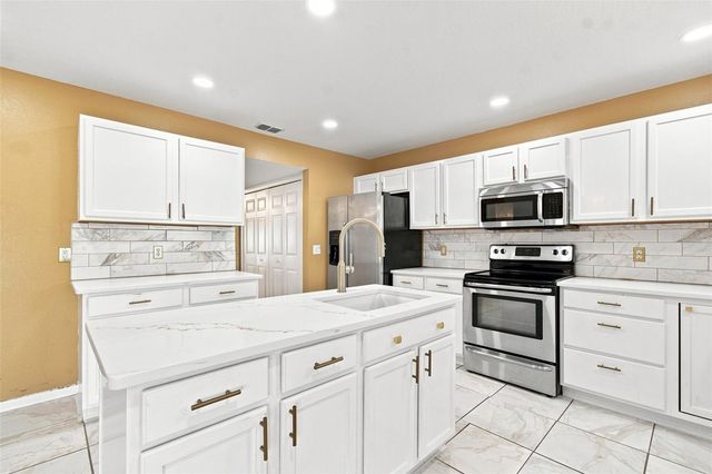 5155 SPANISH OAKS DRIVE, Lakeland, FL 33805