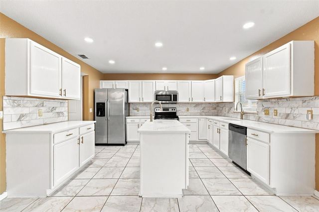 5155 SPANISH OAKS DRIVE, Lakeland, FL 33805