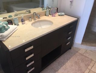 18201 Collins Ave 903, Sunny Isles Beach, FL 33160