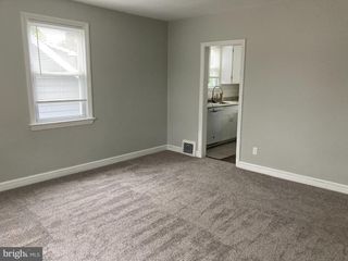 254 WYOMING AVE #B, Audubon, NJ 08106