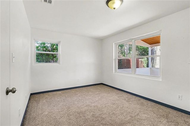 6250 Graceland Circle, Morrow, GA 30260