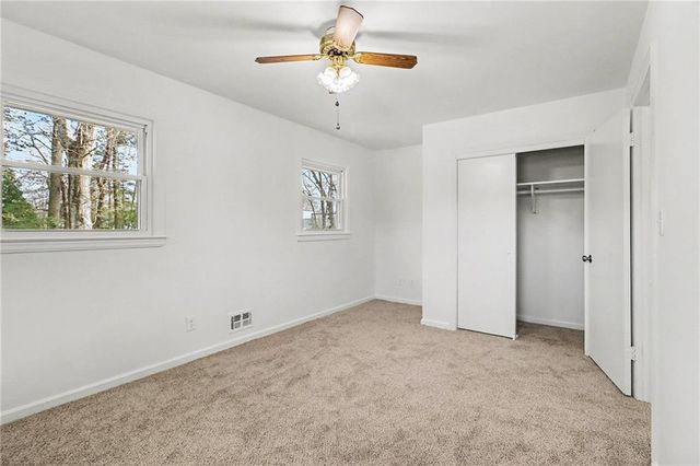 6250 Graceland Circle, Morrow, GA 30260