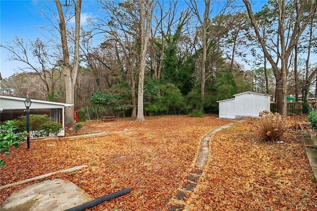 6250 Graceland Circle, Morrow, GA 30260