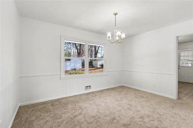 6250 Graceland Circle, Morrow, GA 30260