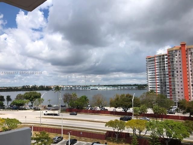 1200 NE Miami Gardens Drive 702W, Miami, FL 33179