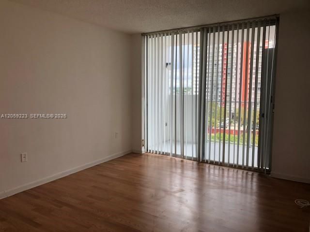 1200 NE Miami Gardens Drive 702W, Miami, FL 33179