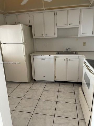 1200 NE Miami Gardens Drive 702W, Miami, FL 33179