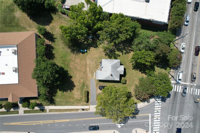 110 Sims Parkway, Harrisburg, NC 28075