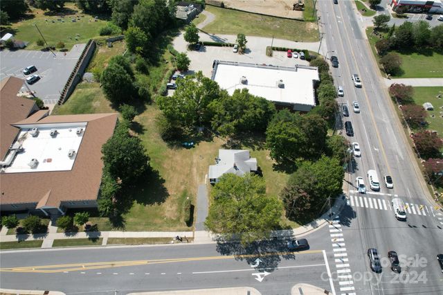 110 Sims Parkway, Harrisburg, NC 28075