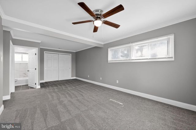 28 JUMP HILL RD, Levittown, PA 19056