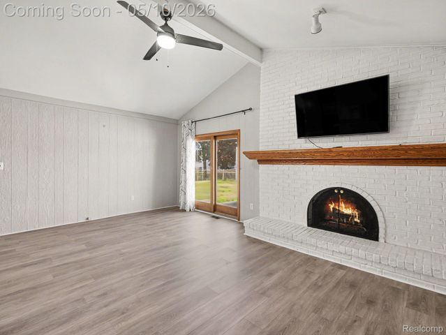 39629 Edgemont Drive, Sterling Heights, MI 48310