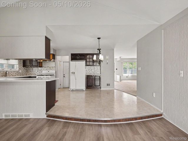 39629 Edgemont Drive, Sterling Heights, MI 48310