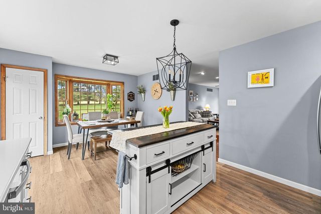 463 FRANKLIN CT, Trappe, PA 19426
