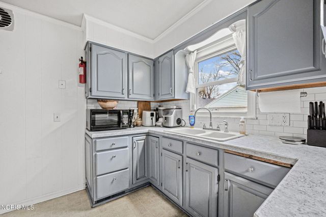 746 Linda Drive, Toledo, OH 43612