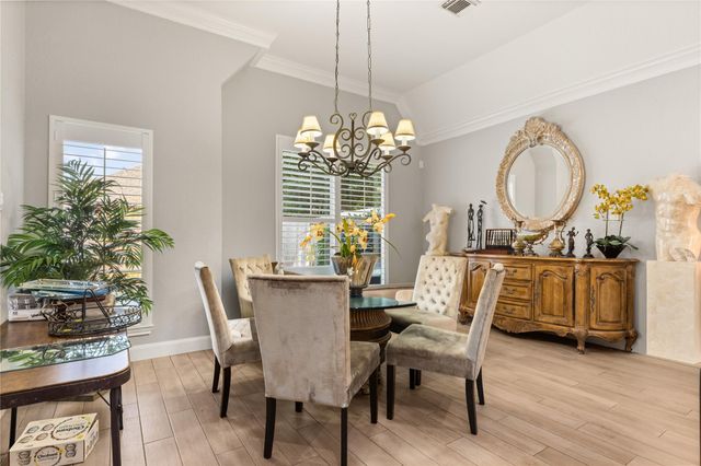 11 Greens Edge Drive, Houston, TX 77339