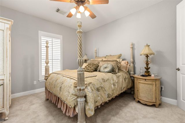11 Greens Edge Drive, Houston, TX 77339