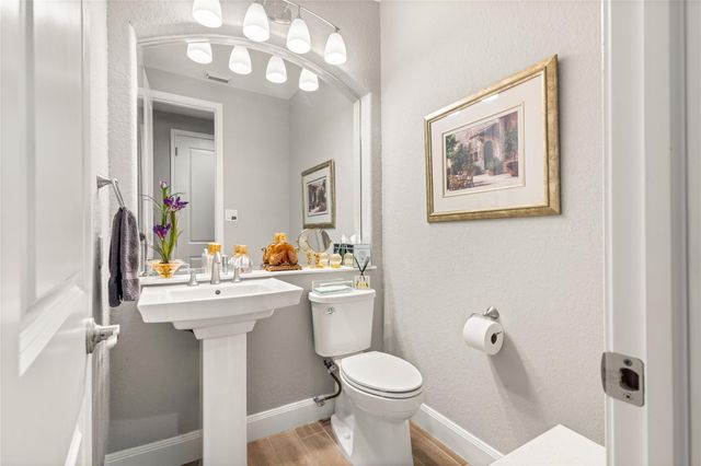 11 Greens Edge Drive, Houston, TX 77339