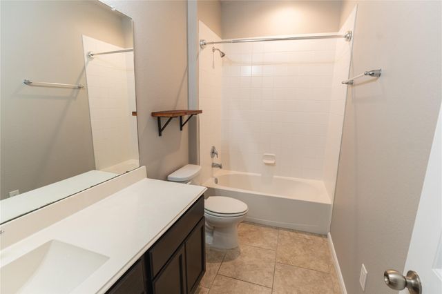 2703 Osprey Lane, Pearland, TX 77581