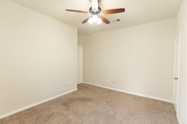 2703 Osprey Lane, Pearland, TX 77581