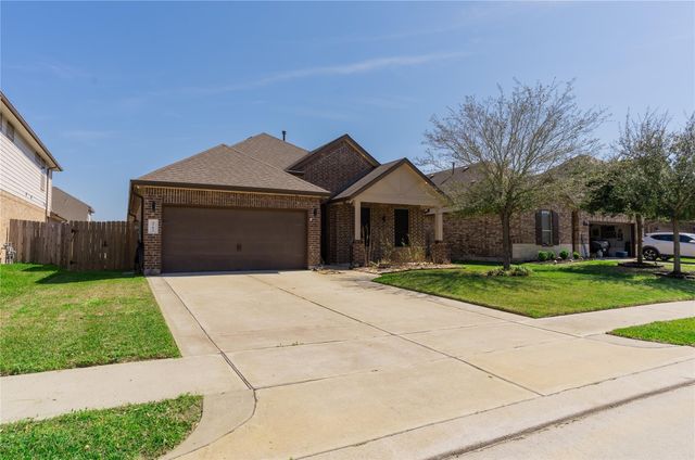 2703 Osprey Lane, Pearland, TX 77581