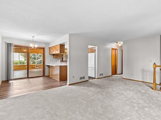 3231 Meadowbrook Court, Vadnais Heights, MN 55127