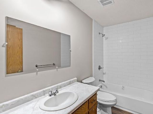3231 Meadowbrook Court, Vadnais Heights, MN 55127