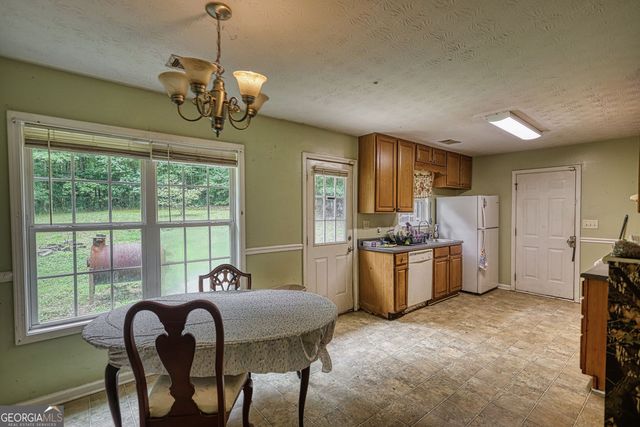 210 Reeves Road, Jackson, GA 30233