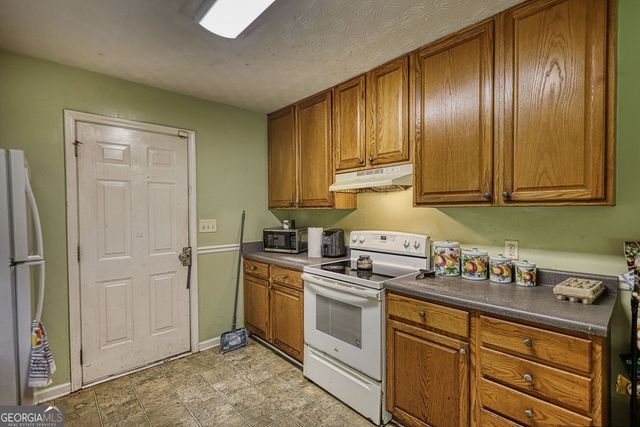 210 Reeves Road, Jackson, GA 30233