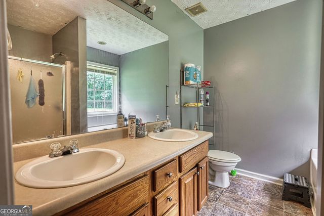 210 Reeves Road, Jackson, GA 30233