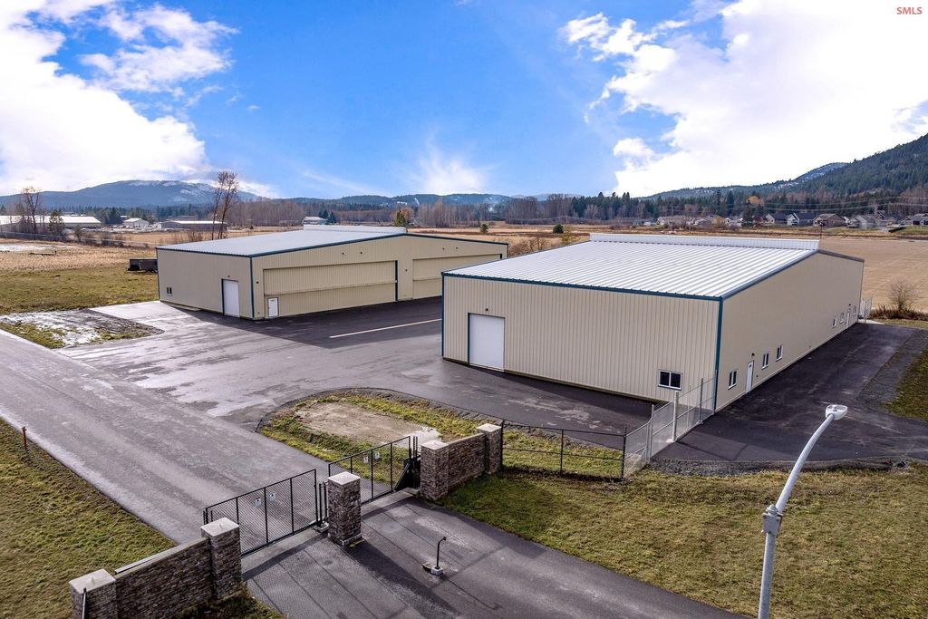 1189 Woodland Drive, Sandpoint, ID 83864 photo 2