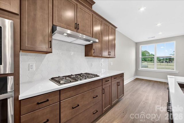 95 Seven Oaks Landing, Belmont, NC 28012