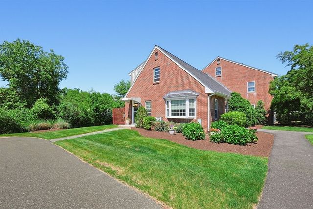 53 Frances Dr 53, Stoughton, MA 02072