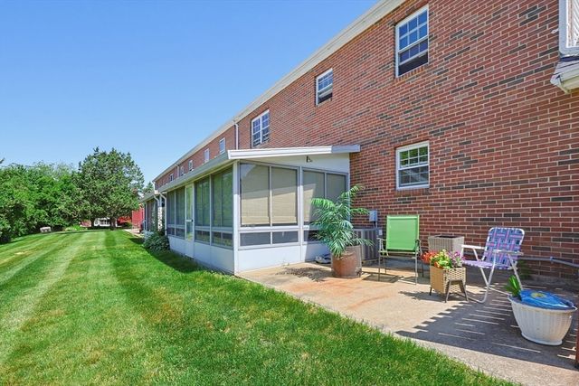 53 Frances Dr 53, Stoughton, MA 02072