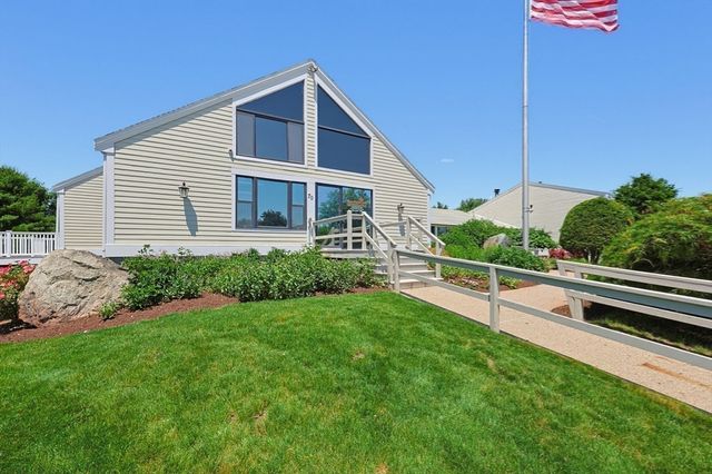 53 Frances Dr 53, Stoughton, MA 02072