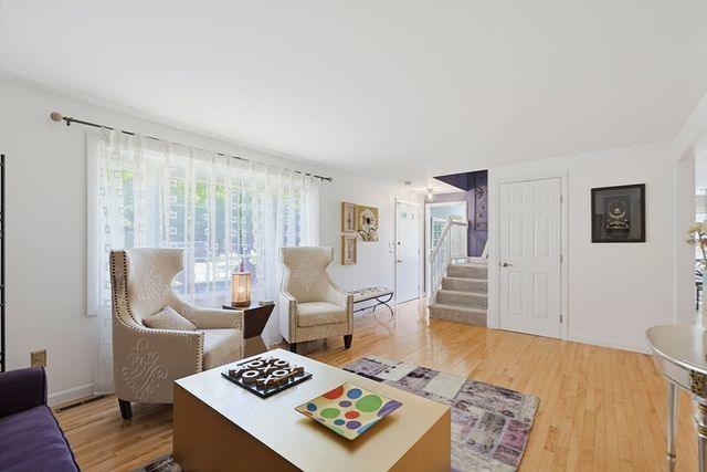 53 Frances Dr 53, Stoughton, MA 02072