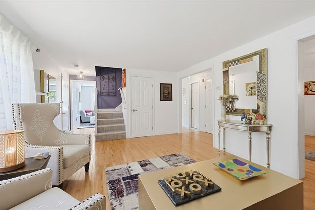53 Frances Dr 53, Stoughton, MA 02072