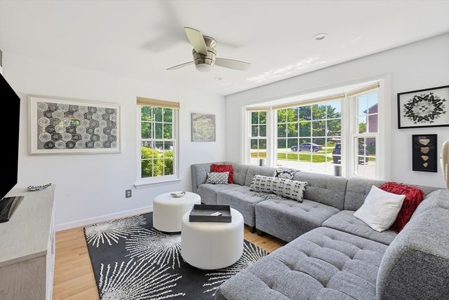 53 Frances Dr 53, Stoughton, MA 02072