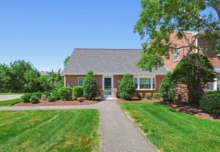 53 Frances Dr 53, Stoughton, MA 02072