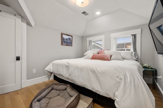 22 Carver Rd East 22, Watertown, MA 02472