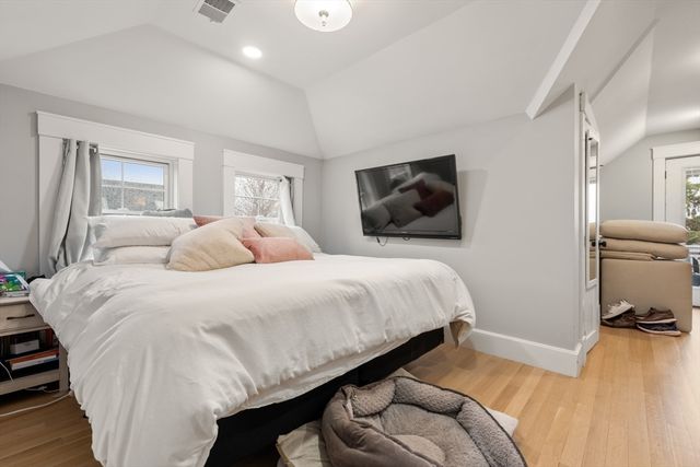 22 Carver Rd East 22, Watertown, MA 02472