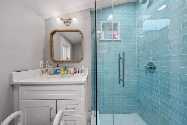 22 Carver Rd East 22, Watertown, MA 02472