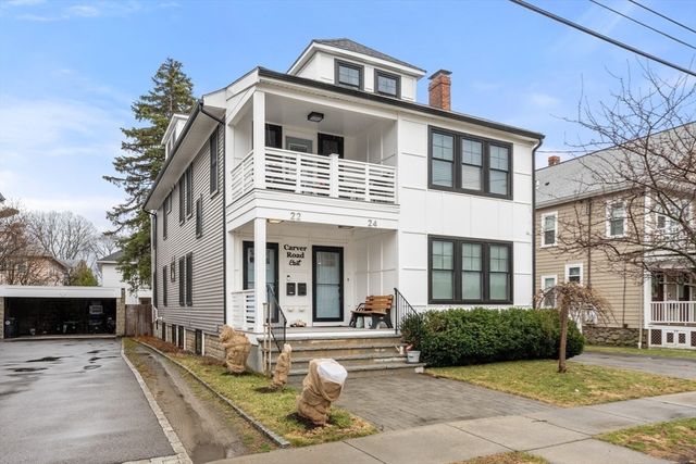 22 Carver Rd East 22, Watertown, MA 02472