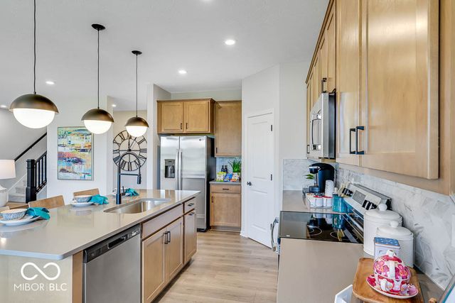 8723 Hollander Drive, Camby, IN 46113