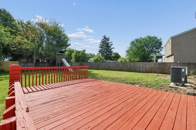 1300 Laurel Green Place, Galloway, OH 43119