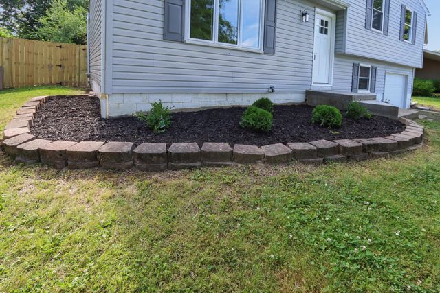 1300 Laurel Green Place, Galloway, OH 43119