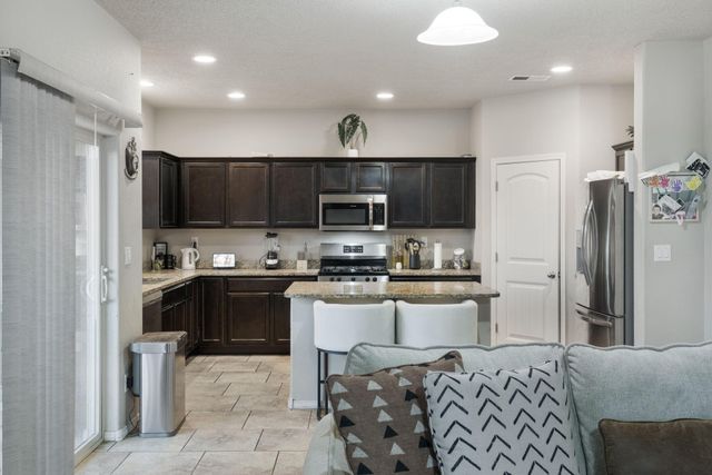 2301 Del Timbre Lane SW, Albuquerque, NM 87121