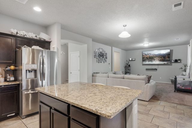 2301 Del Timbre Lane SW, Albuquerque, NM 87121
