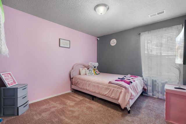 2301 Del Timbre Lane SW, Albuquerque, NM 87121