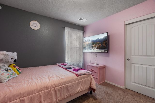 2301 Del Timbre Lane SW, Albuquerque, NM 87121