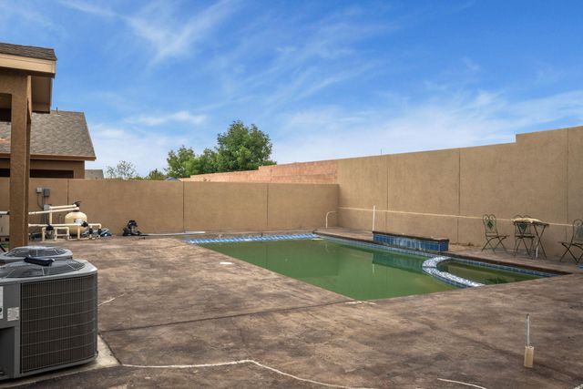 2301 Del Timbre Lane SW, Albuquerque, NM 87121